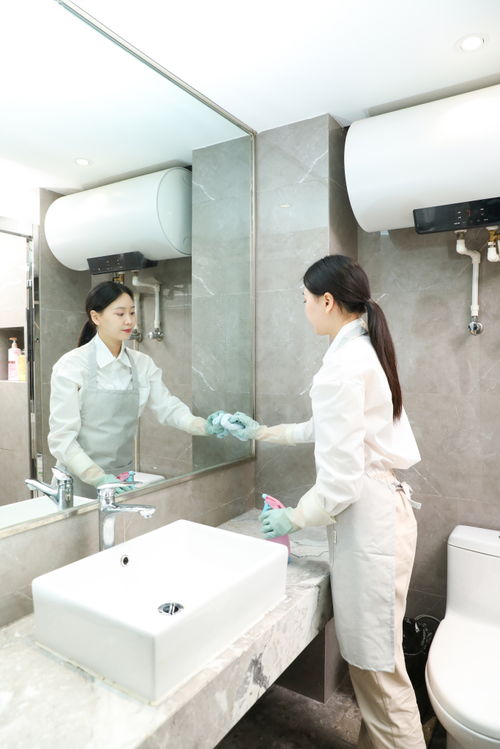 設圖網(wǎng)保姆保潔服務女性人物攝影圖 攝影